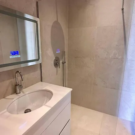 Beachfront Coast Escape 2bd * Himare